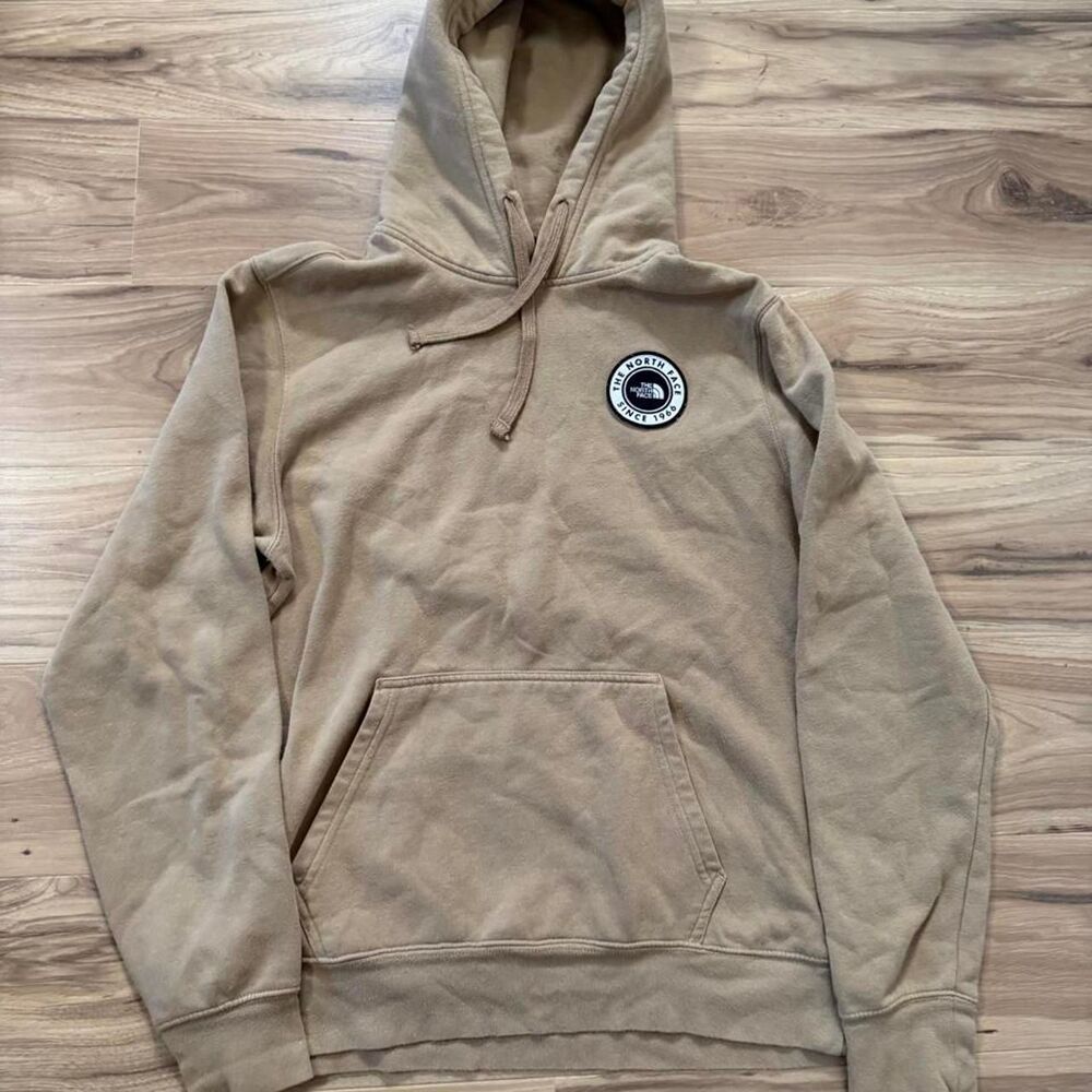 The North Face tan heritage patch hoodie recycle graphic size medium